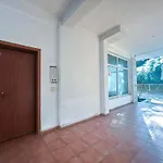 Adriatic Glow H62 Appartamento Golem (Tirana)